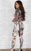 Load image into Gallery viewer, Lala leaf printing long sleeved set
