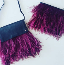 Load image into Gallery viewer, Omni Handbag with Ostrich Feathers
