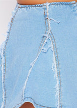 Load image into Gallery viewer, Denim&#39;s denim skirt
