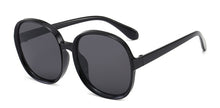 Load image into Gallery viewer, Plastic Classic Vintage Sunglasses Women Oversized Round Frame
